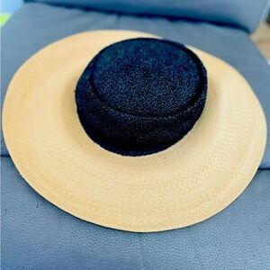 Le Chapeau brand new hat